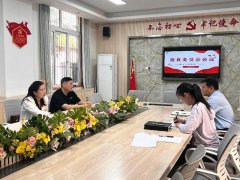 <b>“家长的参取是最无力的监</b>